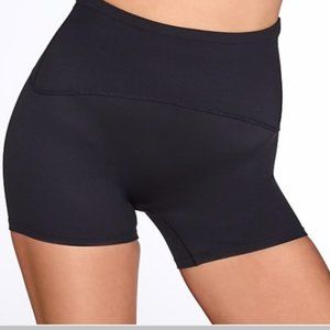 SPANX Booty Boost Active 4" Short